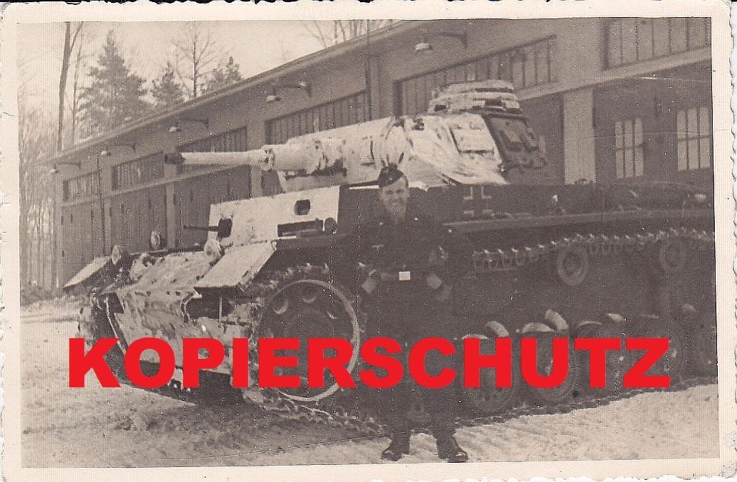 weißer Wintertarnung weiß gekalkt halb schwarz