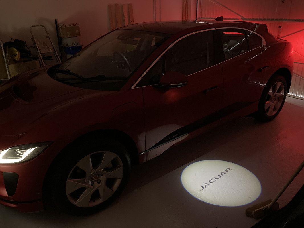 5F5498A7-5663-4054-B020-7EDA696EAD76