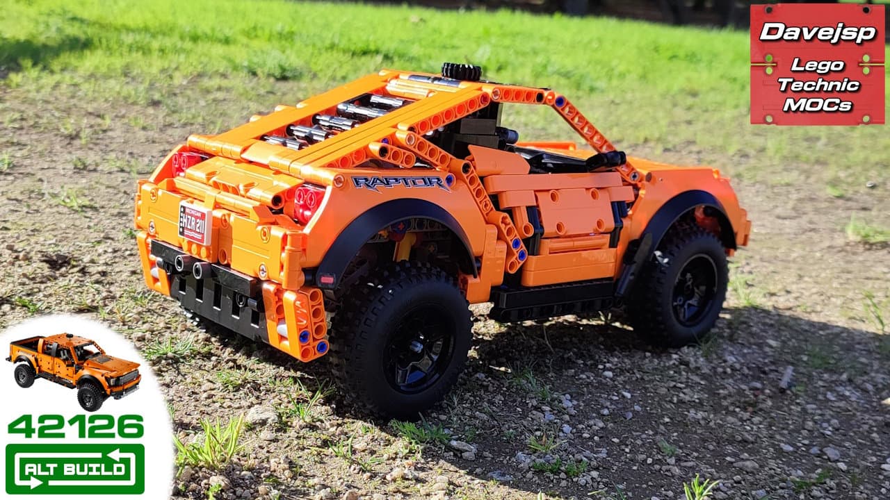 Lego Technic set 42126 Ford Raptor alternate build as a Zarooq SandRacer off-road buggy MOC