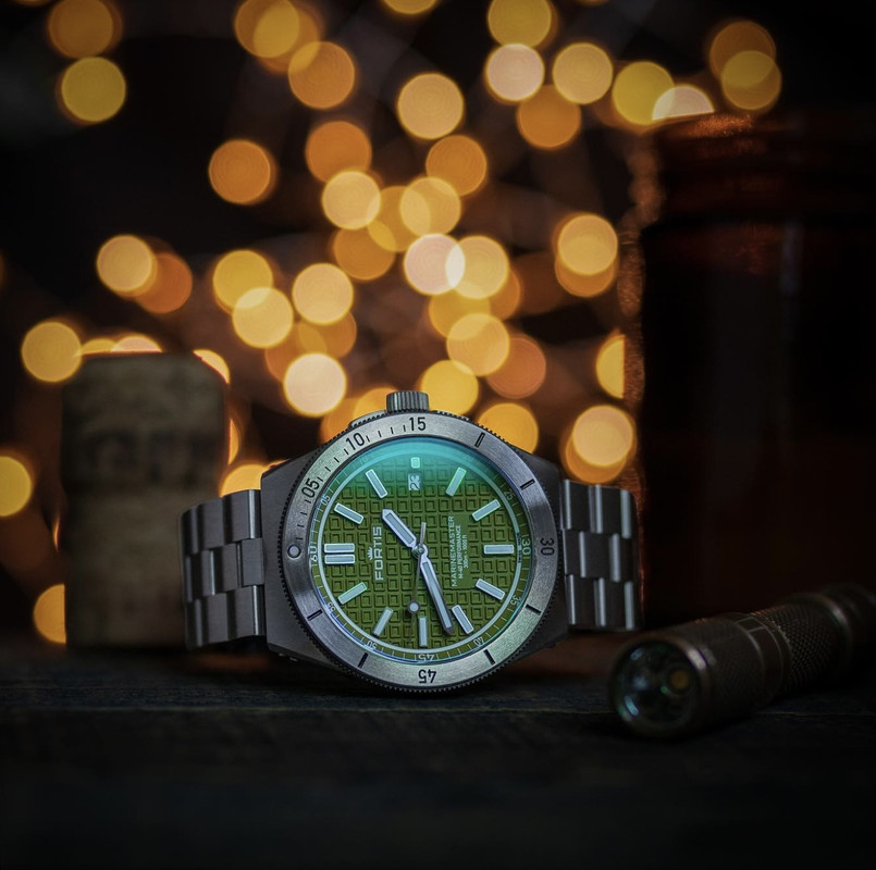 5EC16B25-6DD9-404F-A603-21EC660A0C8A