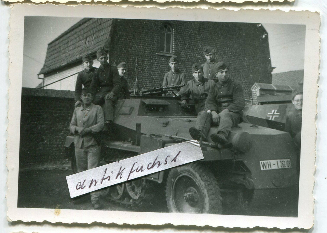 Schützen-Panzer_SPW´s der 26.Panzer-Division in Mons in Belgien 1942a