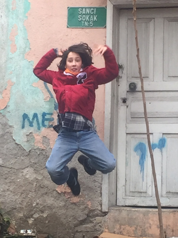 9B10C453-F5F9-4353-AEAB-3217BC725339