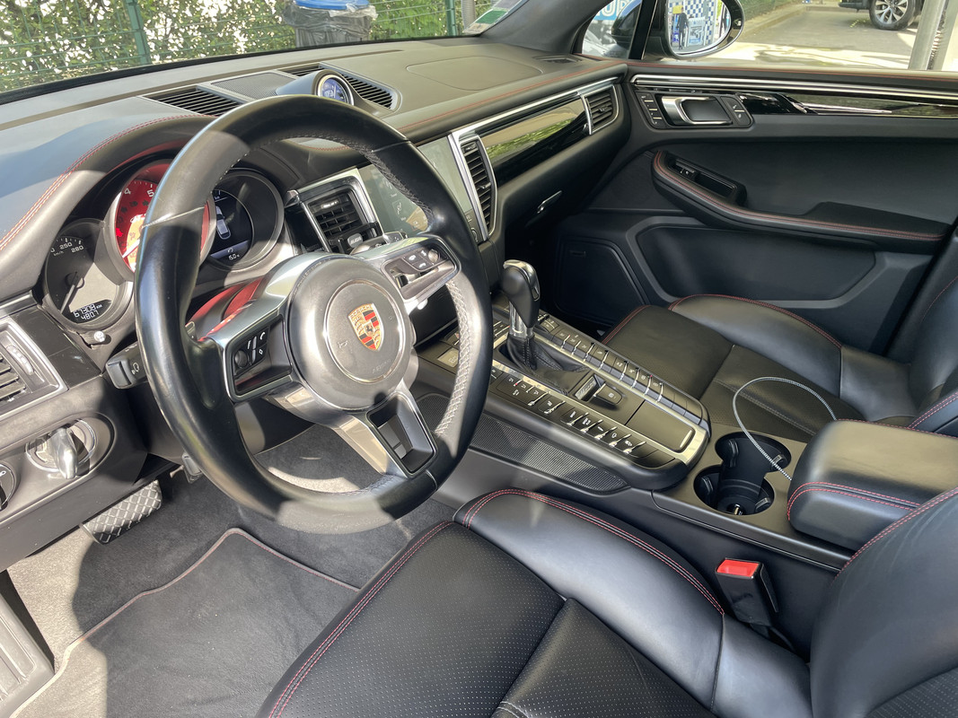 81214A6D-EAAF-4E53-A1C7-4E7E8F40B95E