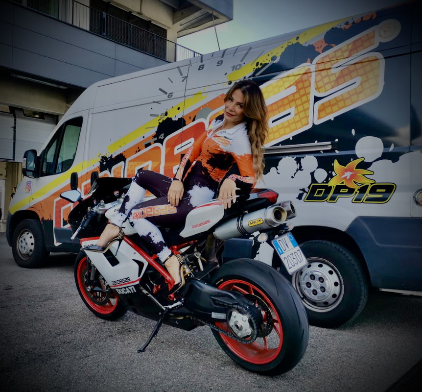 B1D16E3D-E21C-4E36-BBC0-6A83612D9105