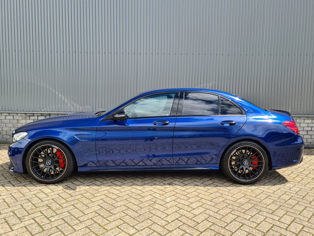 mercedes-benz-c-klasse-63-amg-s-schaalstoelen-burmester-carbon-360-camera.jpg