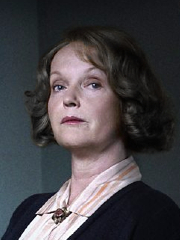 https://i.postimg.cc/NFzjVBVD/mrs-weiss.jpg