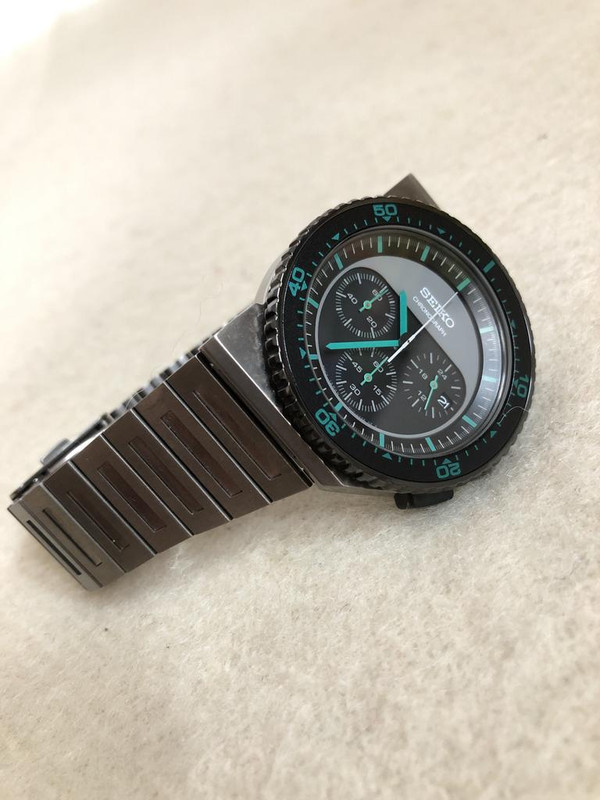 4AA7D1FD-69DD-450C-9A19-4E7E25FD9EC5