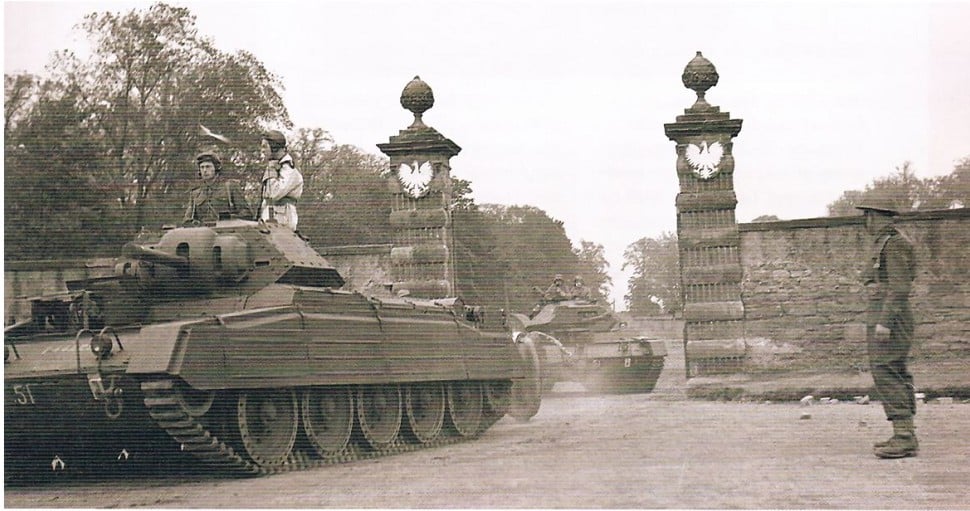 e4317bde 226a 4cb1 a713 5fa0920253e3