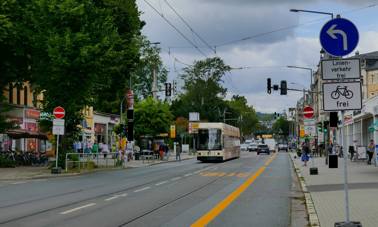 Bild: https://i.postimg.cc/NG11Sn77/P1220441.jpg