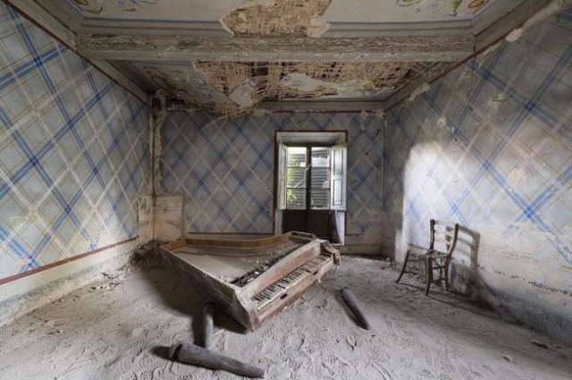 Abandoned-11