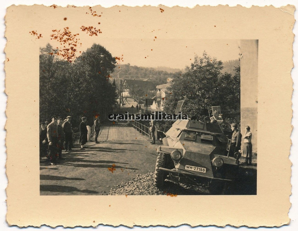 Orig. Foto SdKfz 222 Panzerspähwagen 4-Rad in Po