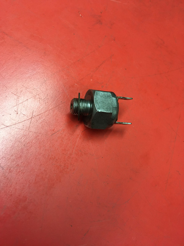 1B03B1B5-C1DD-4F05-B150-5540D3F83596