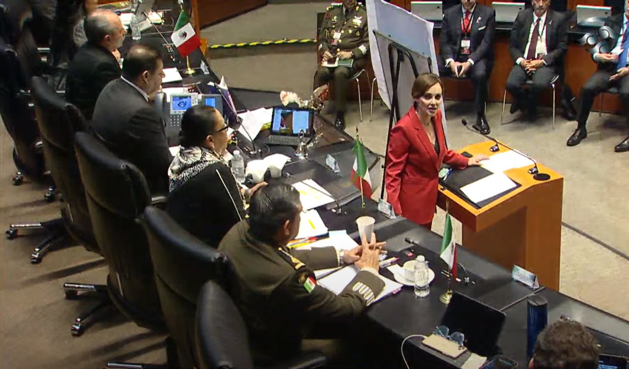 Lilly Téllez arremete contra el titular de la Sedena en el Senado