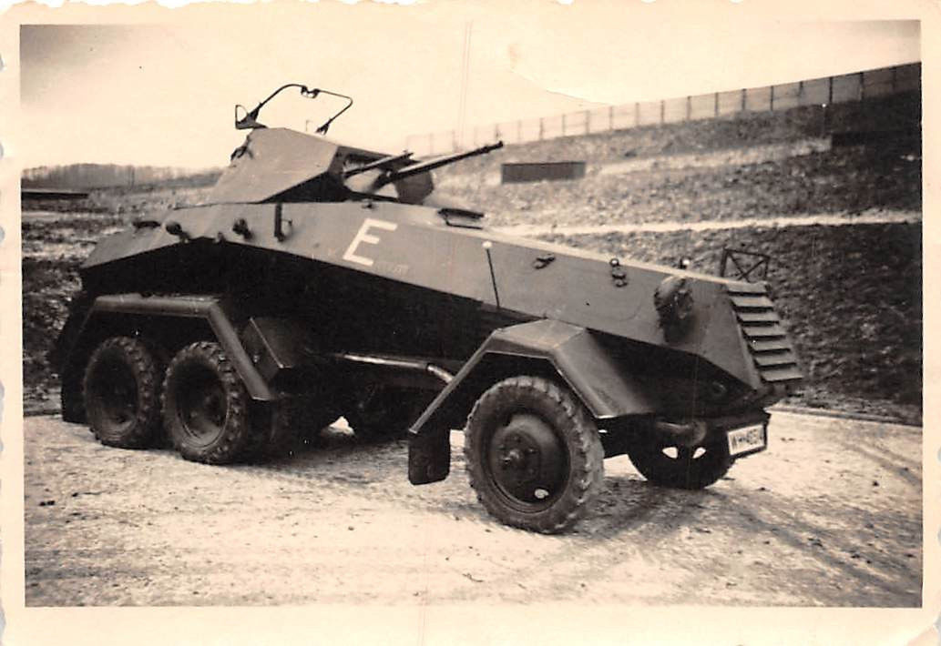 Deutscher Panzerspähwagen Sd. Kfz 231 in Gräfenw
