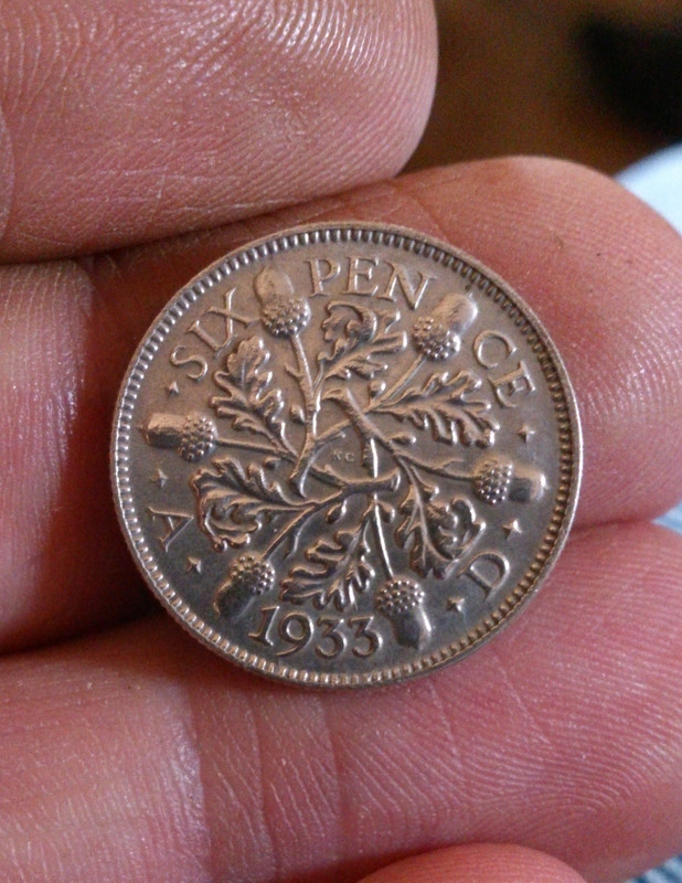 1933 silver sixpence reverse 02072013