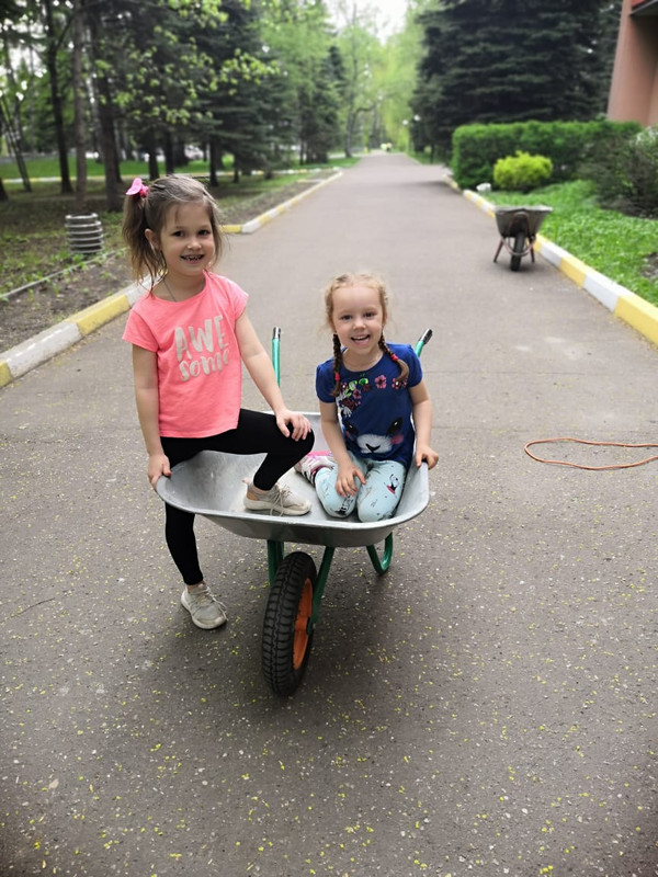 CB0C5F6E-EF72-4961-ACB6-4686112125B1