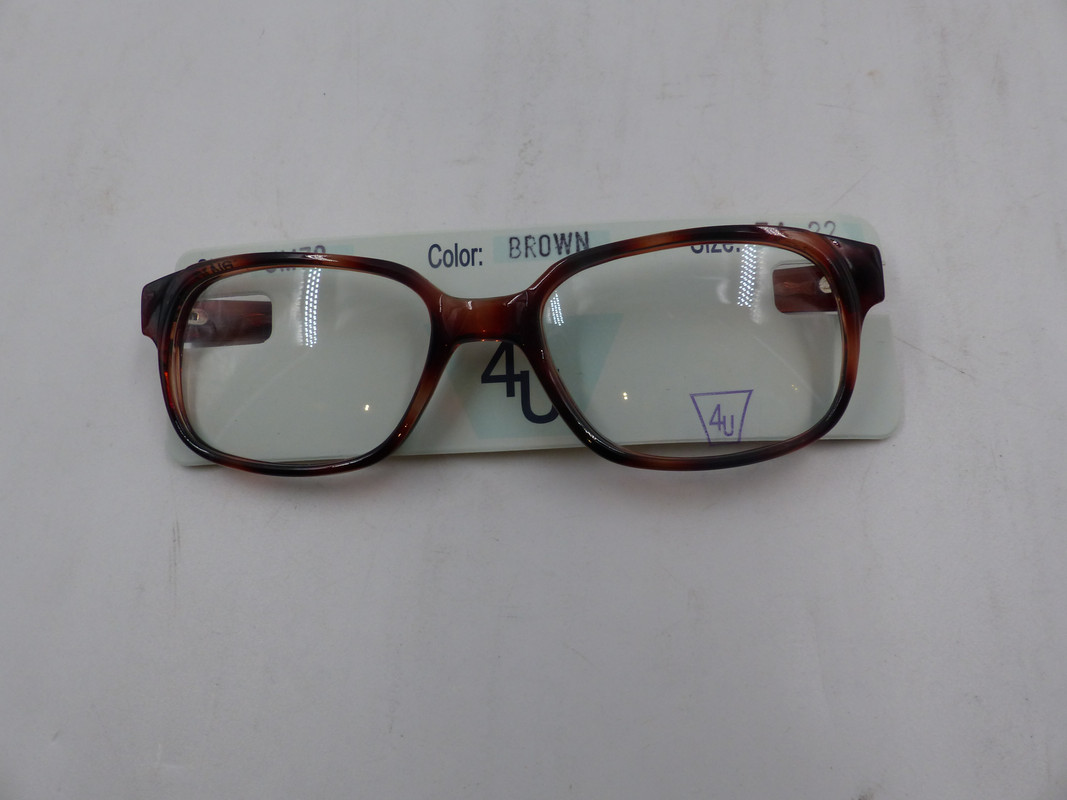 4U EYEWEAR UM70 WOMENS EYEGLASSES IN COLOR BROWN AND IN SIZE 54-22