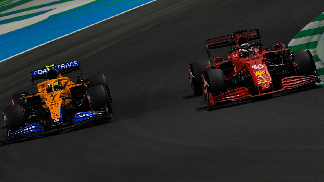 Lando-Norris-Charles-Leclerc-Formel-1-GP-Saudi-Arabien-Jeddah-Freitag-3-12-2021-169Gallery-9dee0e73-