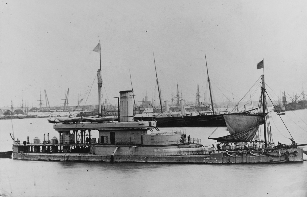 Glatton и королевская яхта Victoria and Albert