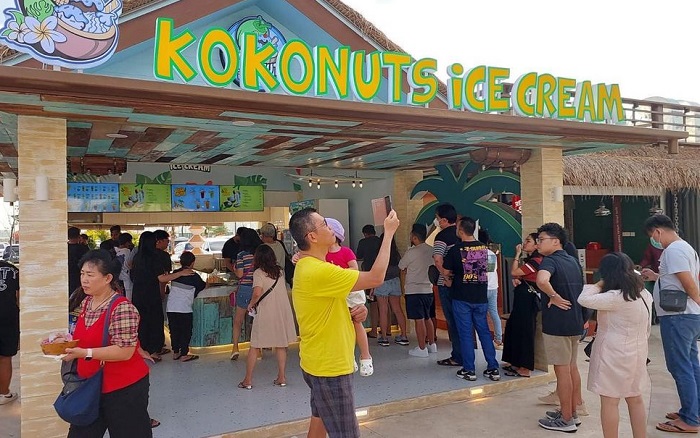 Kokonuts Ice Cream, salah satu kuliner yang bisa dijumpai di Aloha PIK 2, Tangerang, Banten.