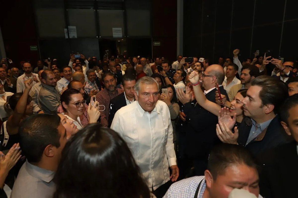 Adán Augusto rechaza financiamiento público; hará campaña con recursos propios