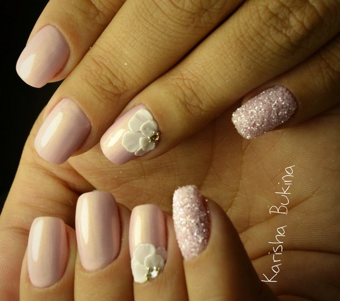 Дизайны ногтей розового цвета на короткие и длинные ногти. Фото