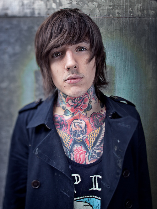 oliver-sykes-XD-oliver-sykes-17895992-50