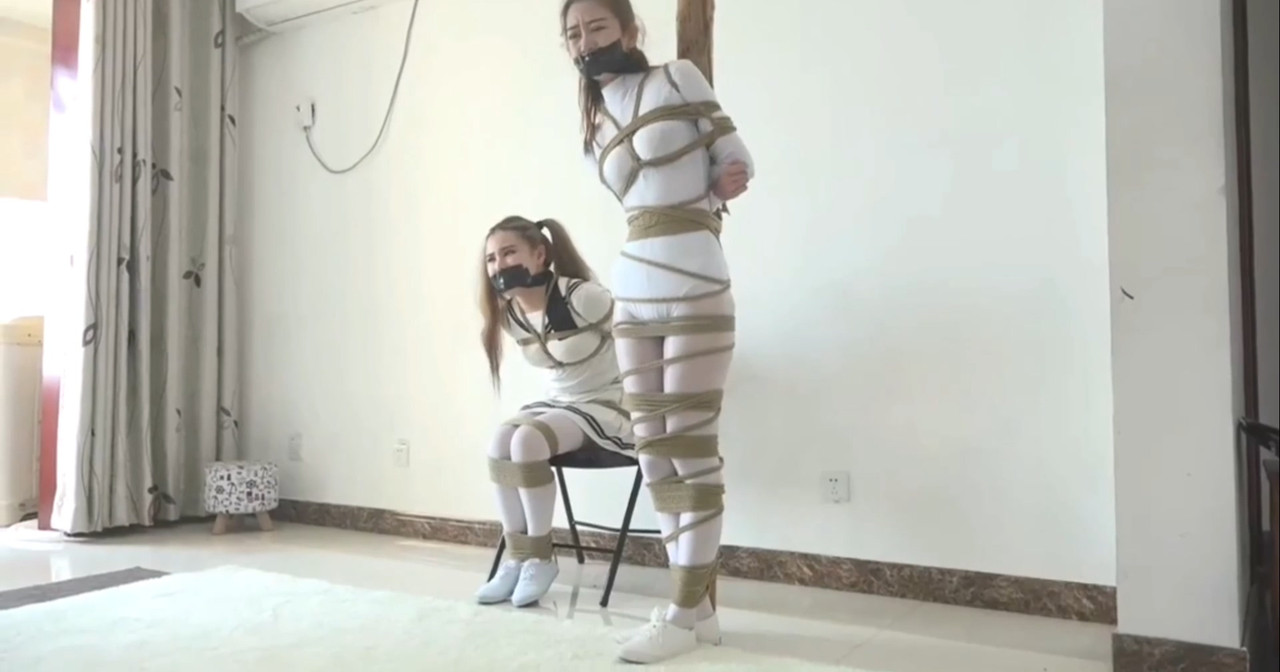 灰鸟原创 姐妹互相捆绑 下.mp4_20201109_085511.273