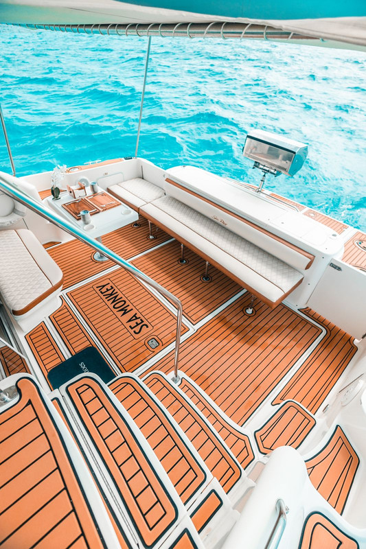 Sea Monkey 50 ft boat charter Cancun - Panoramic view showing spacious deck perfect for Isla Mujeres tours
