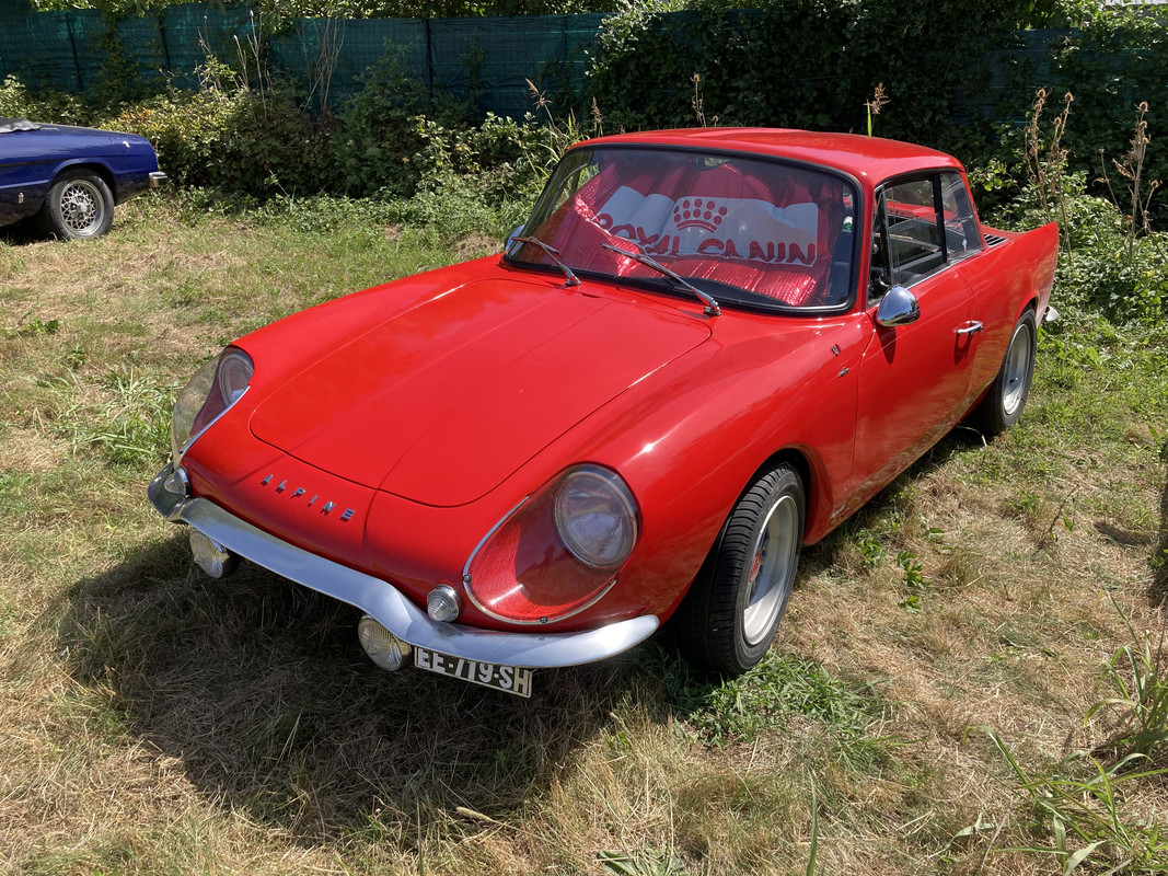 10E74140-0380-45FC-AE6C-0D66A5BC7C10