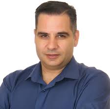 ΑΛΛΗ ΜΙΑ ΑΡΕΝΑ ΣΤΗ ΜΕΣΗ ΤΟΥ ΔΡΟΜΟΥ: ΠΟΤΕ ΘΑ ΠΑΨΟΥΜΕ ΝΑ «ΠΕΦΤΟΥΜΕ ΑΠΟ ΤΑ ΣΥΝΝΕΦΑ»;