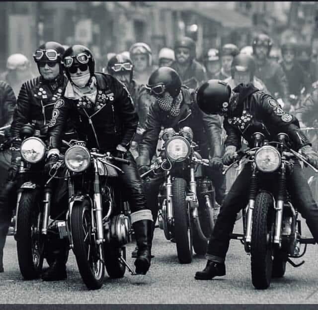 68D05BE7-4A1E-446B-A4D8-9B128097796F