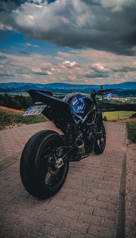 VTR 1000 par Radwan | Page 2 | Custom Fighters - Custom