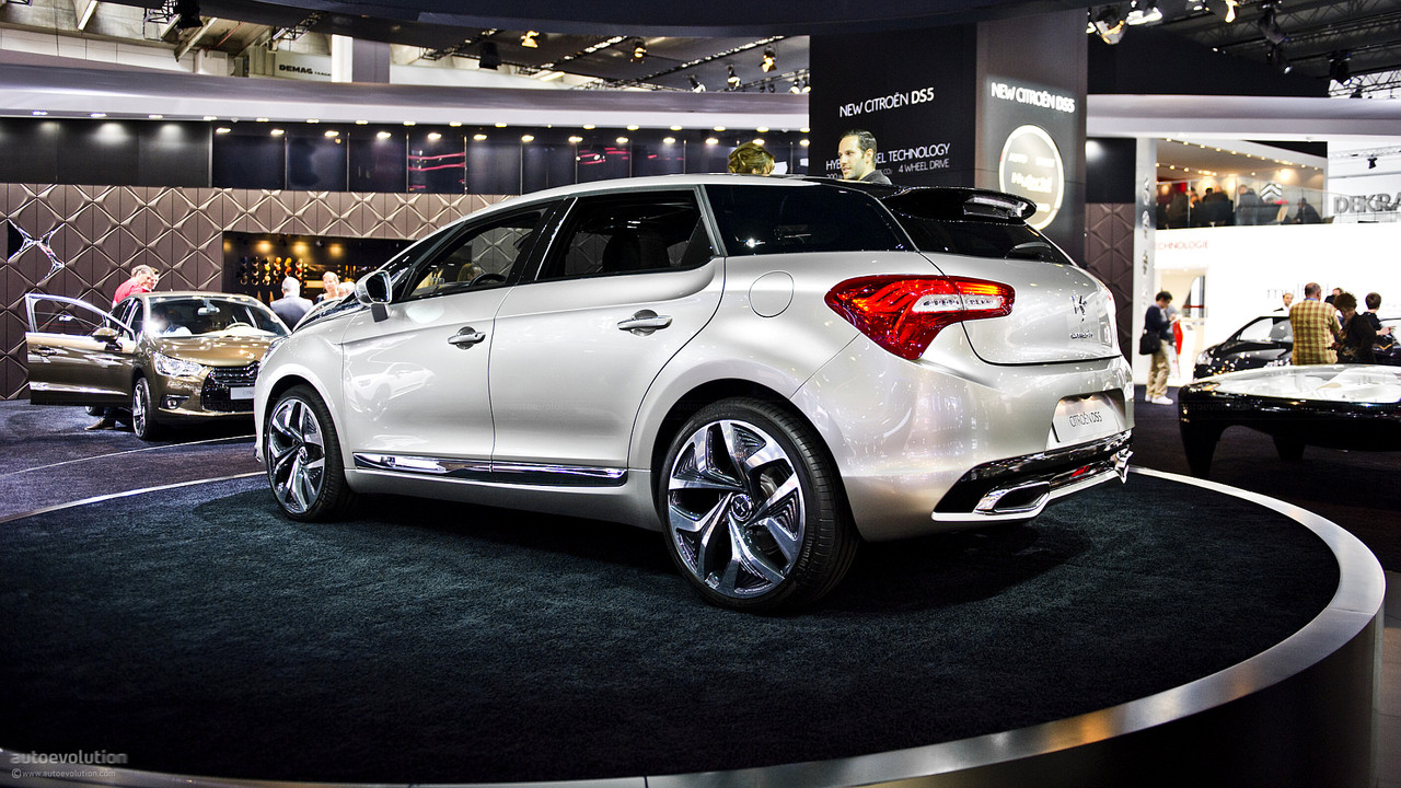 D8AE7FC3-5303-462E-9C6D-32800F5B730B