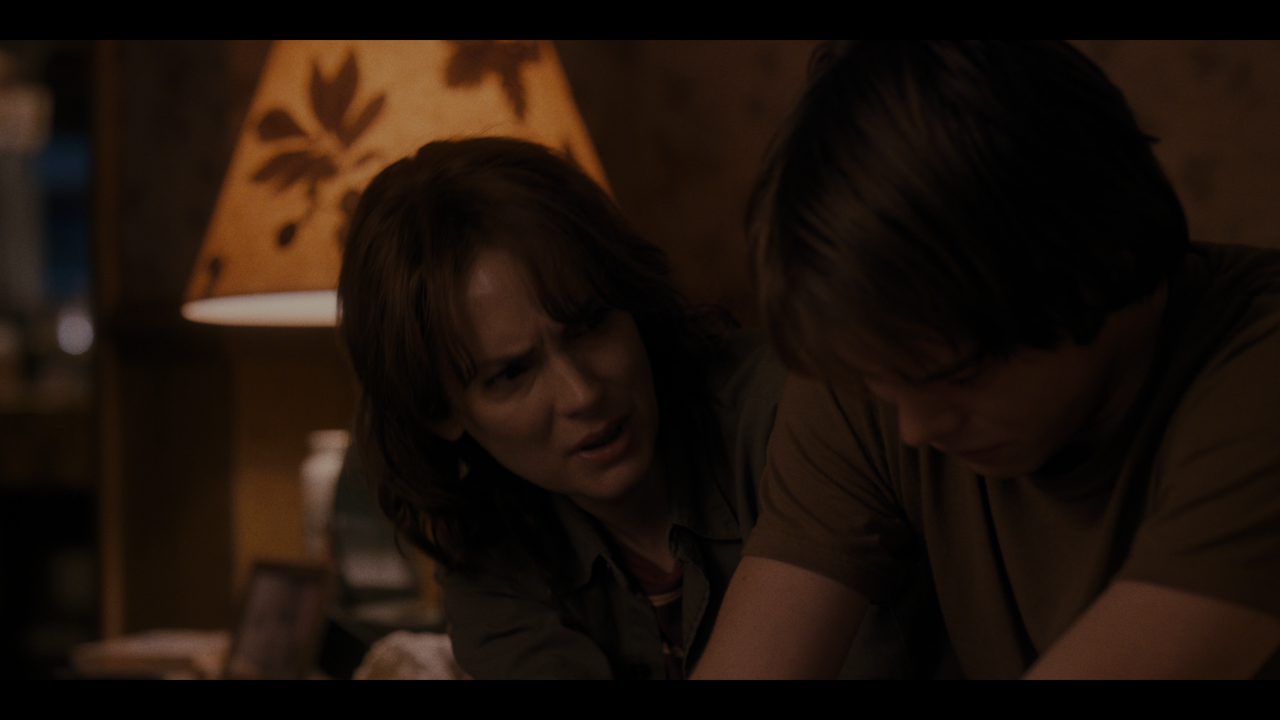 Stranger.Things.S01E01.2160p.Netflix.WEB-DL.DDP.5.1.H.265-HHWEB.mp4_snapshot_43.50.002