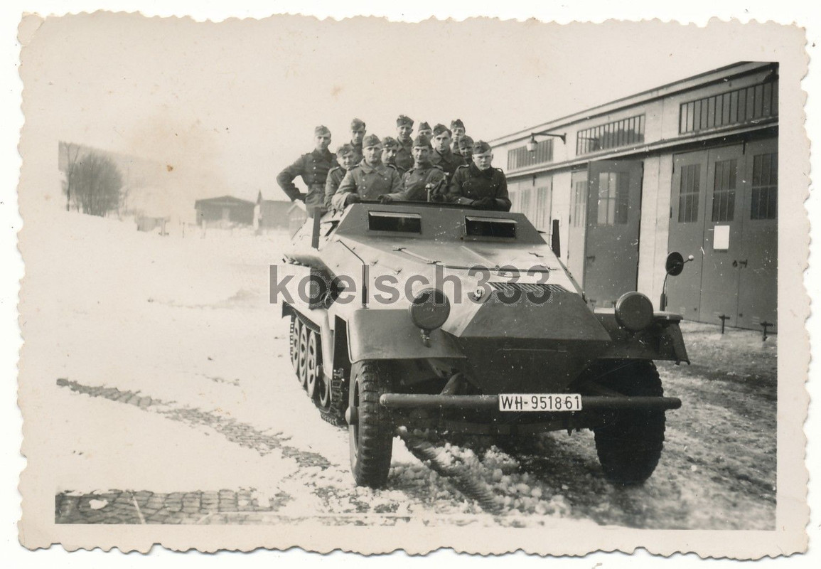Foto Schützenpanzer Panzer Halbkette der Wehrmac