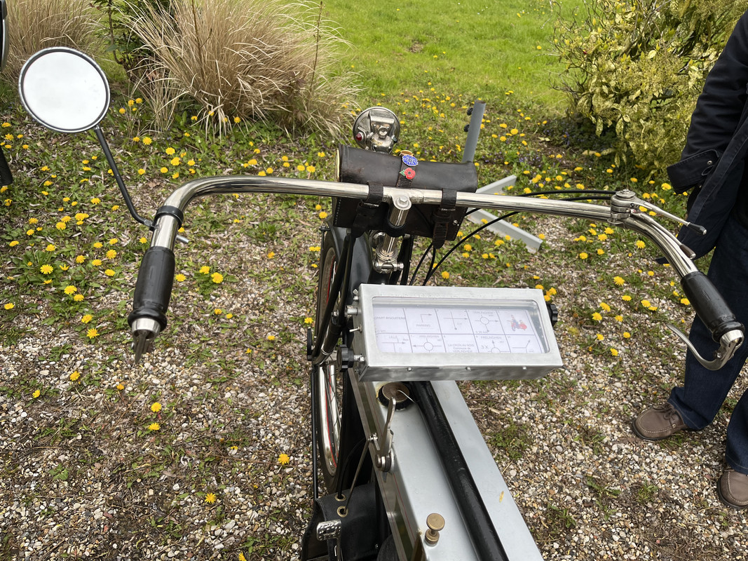 732F51BA-7D81-4793-A560-88B5E09348E0