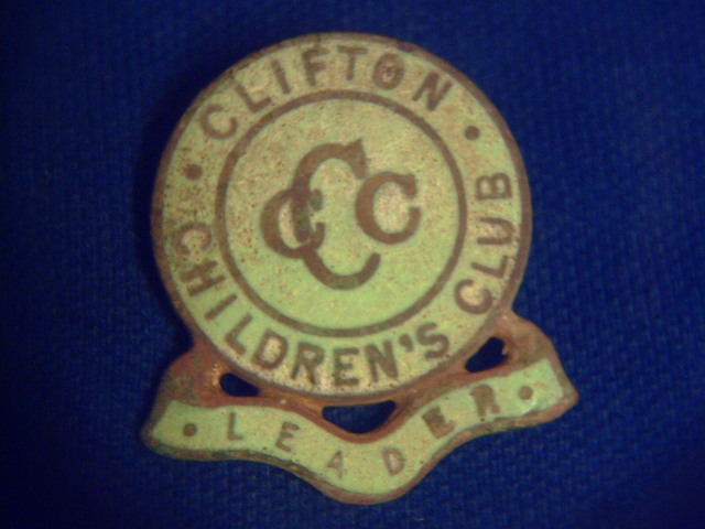 badge 001