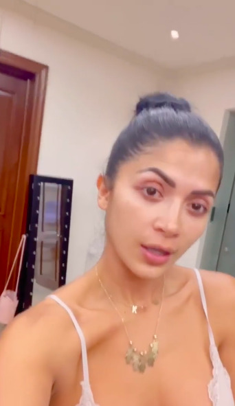 Kimberly Flores presume su rostro al natural, sin maquillaje