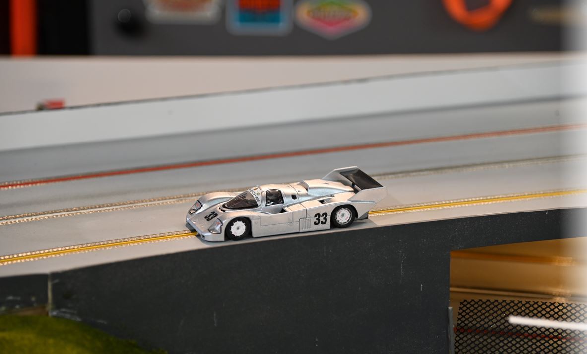 [Image: 28-AE09-F5-74-A5-40-A9-85-DA-A34-BB73-F3-F6-E.jpg]