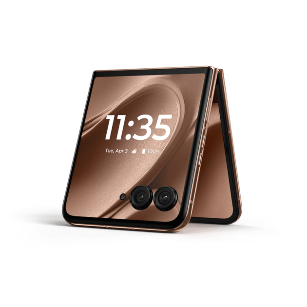 Motorola-Razr-50-Ultra-in-culoarea-anulu