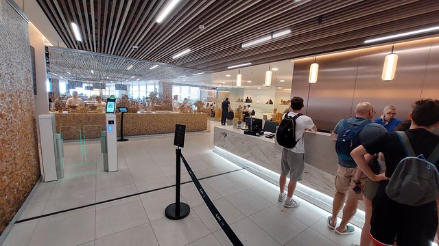 Hotel Iberostar Selection Ensenachos - Blogs de Cuba - DIA 1 - JEREZ-MADRID EN COCHE, SALA VIP, VUELO DE IDA Y LLEGADA AL HOTEL IBEROST (8)