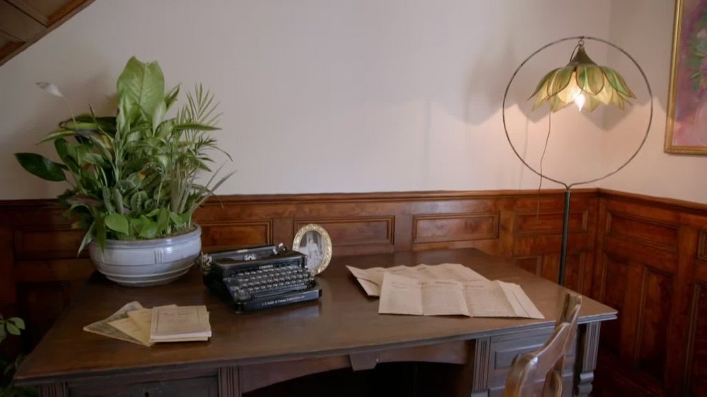 [Image: hllyyt57l4y9.jpg]