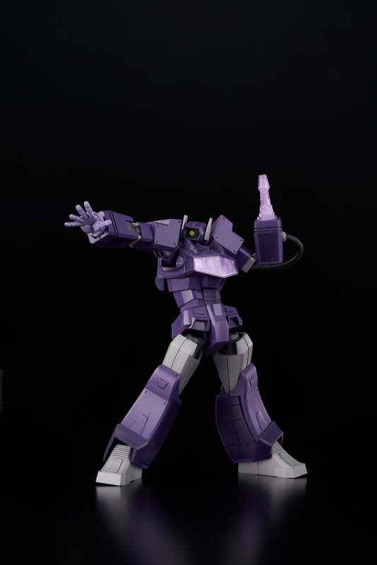 Flame-Toys-Furai-Model-G1-Shockwave-11