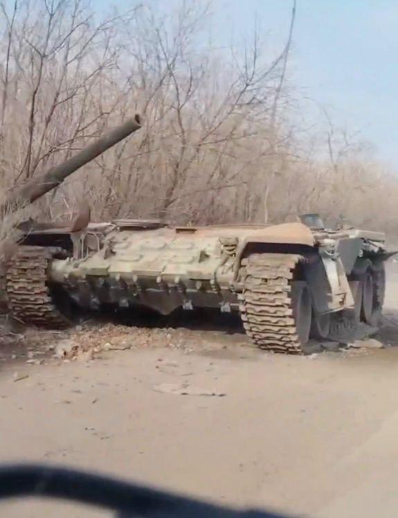 1064 T-72B Obr. 1989 destr 09 04 25