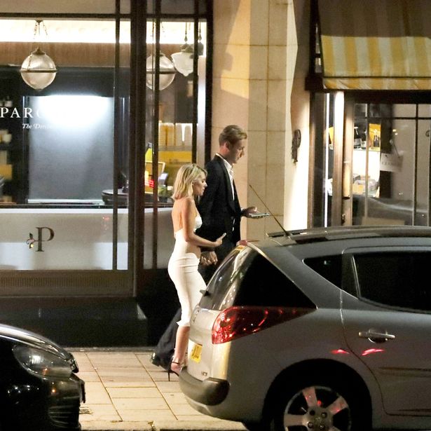 0_PAY-PREMIUM-EXCLUSIVE-Mollie-King-and-Stuart-Broad-Back-on (2)