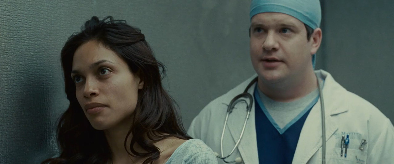 Seven Pounds 2008 BluRay [Hindi + English] 480p 720p ESub Screenshot