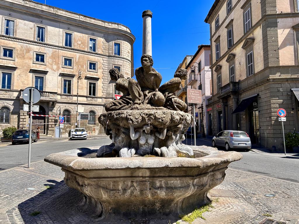 Жаркий сентябрь на побережье Тирренского моря.