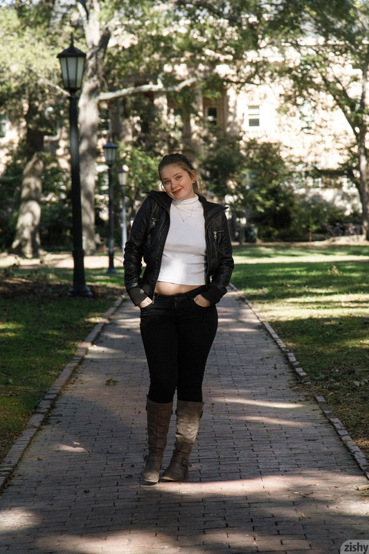 full_021_4286113525095455