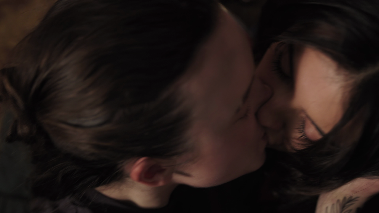 [Image: vlcsnap-2025-05-11-01h37m39s985.png]